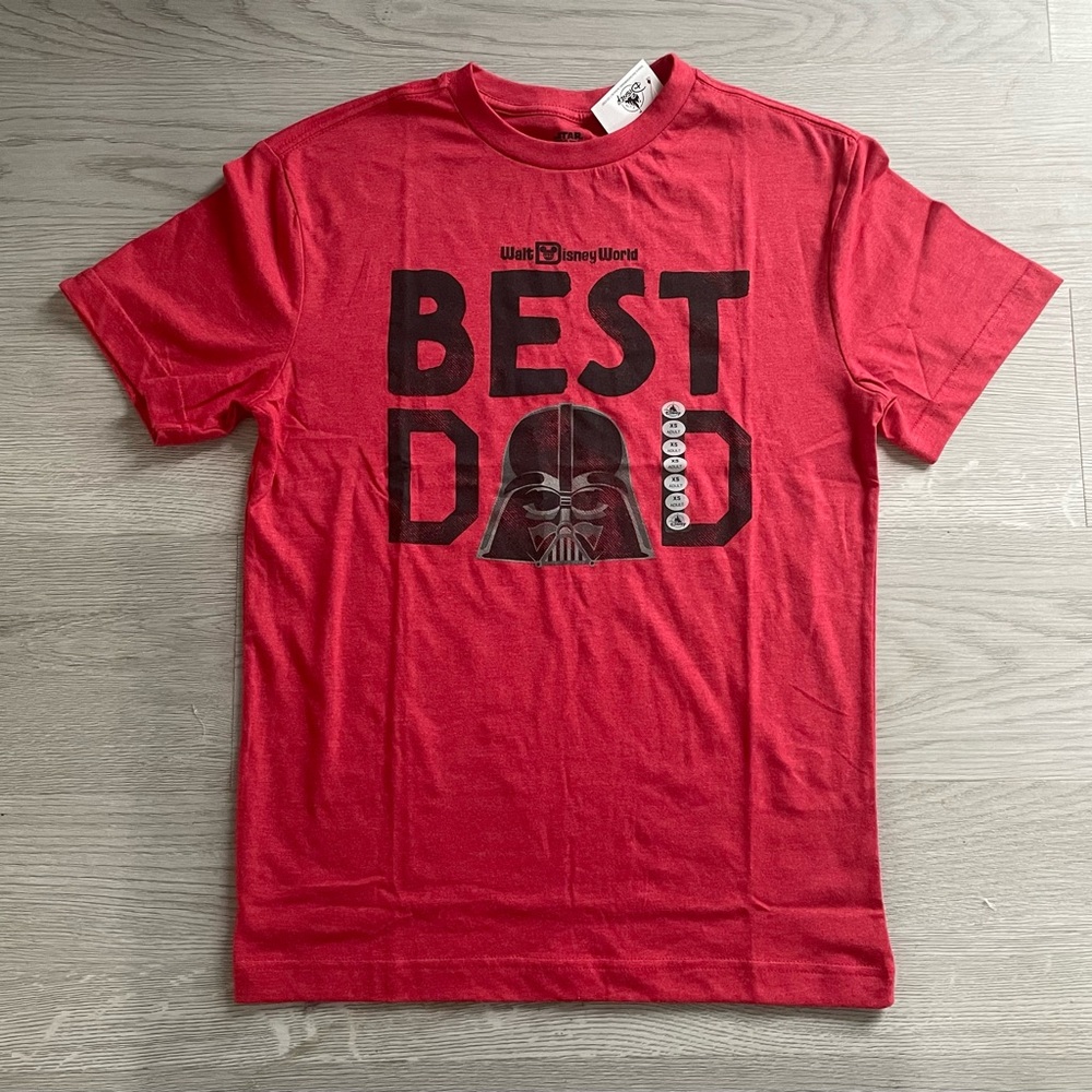 NEW Walt Disney‎ World Star Wars Darth Vader Red "BEST DAD" T-Shirt in Size S/XS